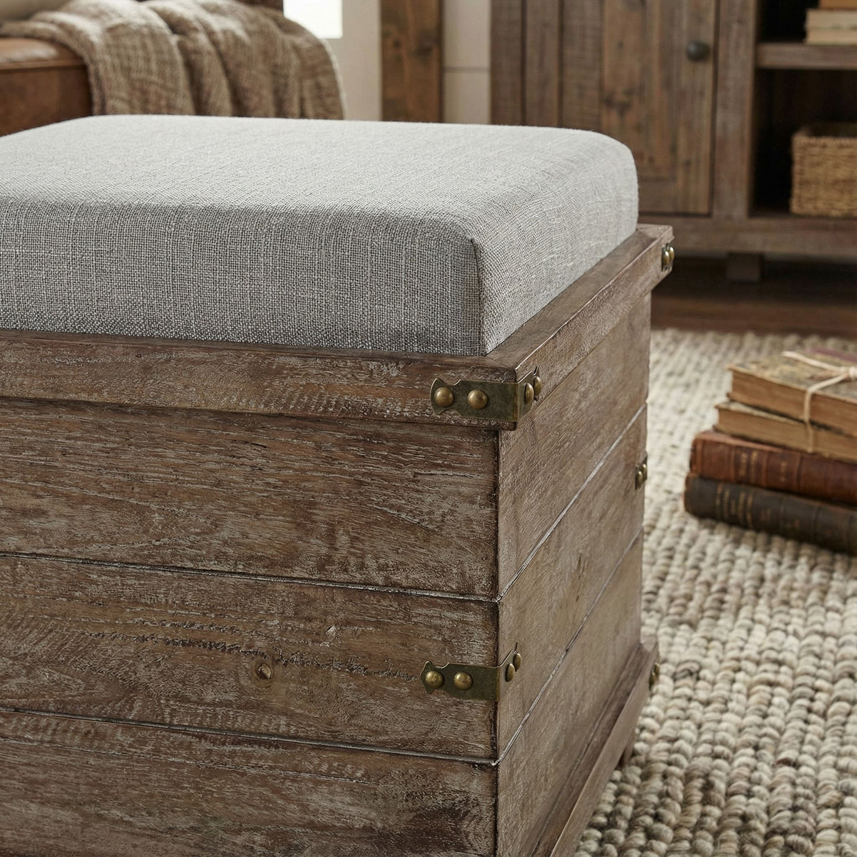 Cortesi Home Scusset Storage Chest Tray Ottoman in Fabric and Wood, Grey